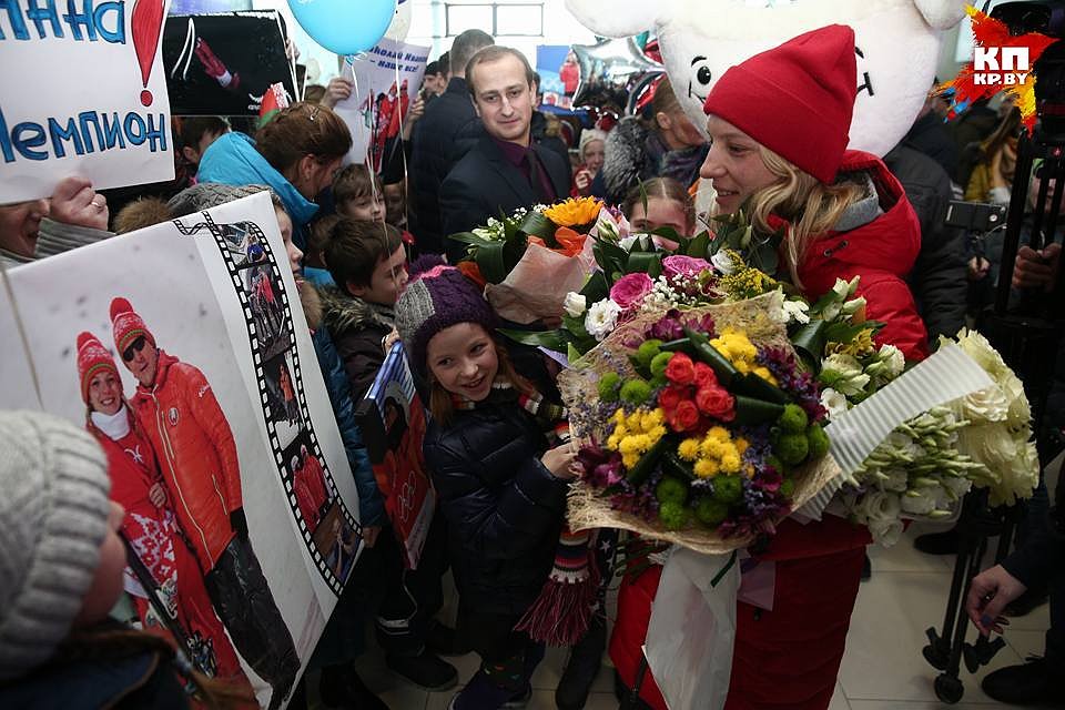 И с цветами! Фото: Павел МАРТИНЧИК