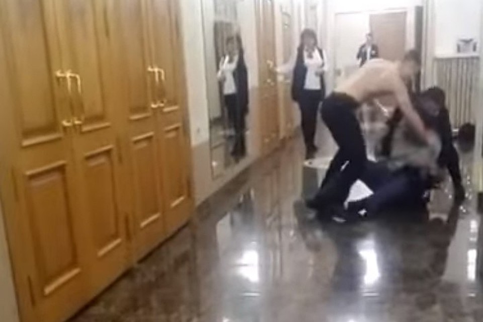 Невменяемый фанат попытался совершить покушение на Ольгу Бузову в Хабаровске Фото: Социальные сети