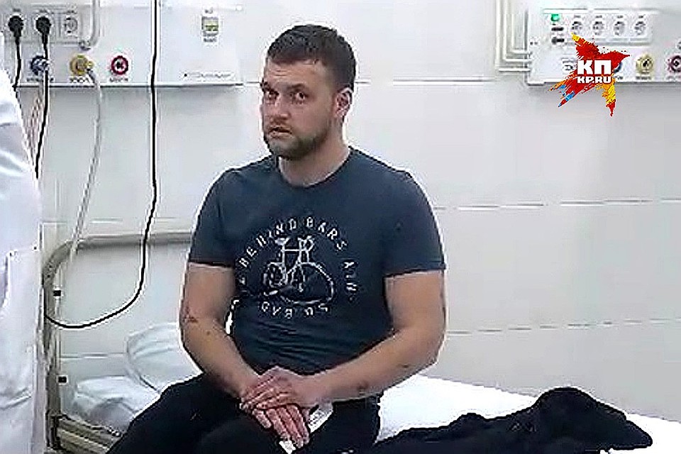 Михаил Трусов: " Мы решили ждать помощи внутри. Весь зал сидел и ждал помощи". Фото: Лариса МАРУЦАК