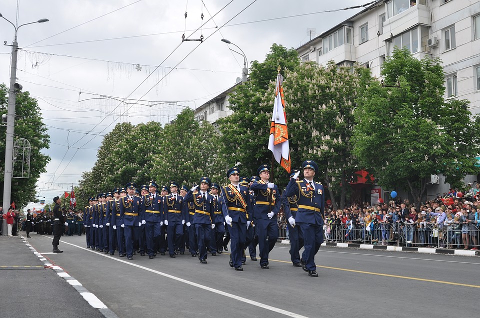 Военные парады пройдут в трех городах Крыма. Фото: Анастасия КУРДЮКОВА