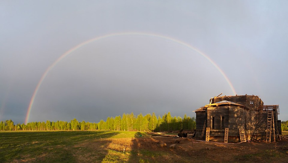 Село Медлеша Шенкурского района Архангельской области, где побывали экспедиции "Небо зовет" священника Дмитрия Николаева. Фото: Страница проекта "Небо зовёт" в Фейсбуке.