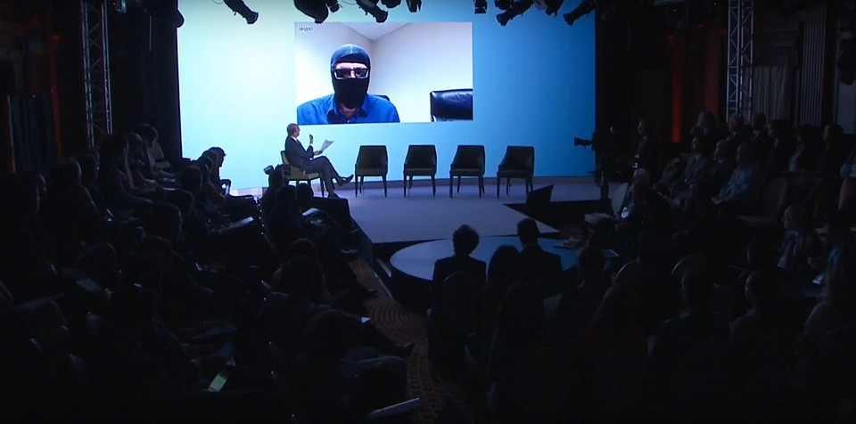 Выступление беглого информатора ВАДА слушали много людей.