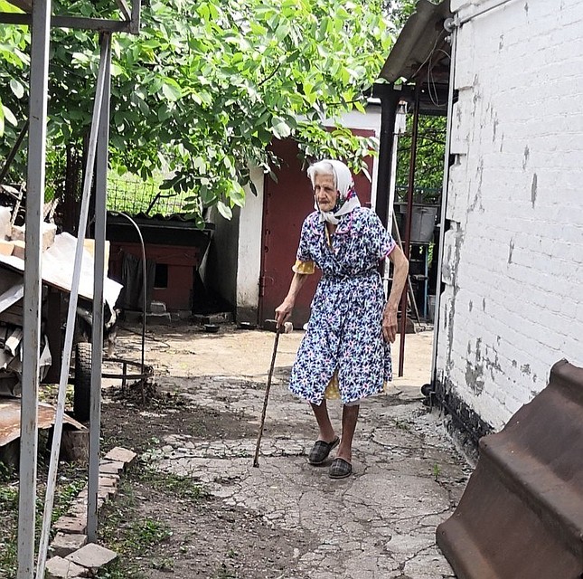 Вот те, кого пятый год обстреливают украинские нацбаты. Фото: Юлия АНДРИЕНКО