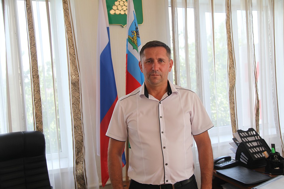 Глава села Алексей Рожин уверен, что все под контролем. Фото: Юрий КОЗЛОВ