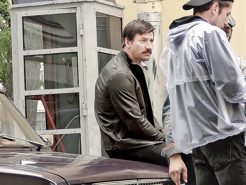 Главным в сериале будет Александр Устюгов - он сыграет милиционера, который ищет маньяка. Фото: facebook.com/aleksandr.ustyugov