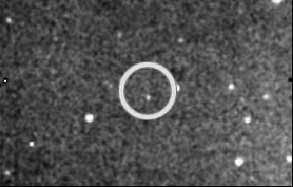 Так (89959) 2002 NТ7 выглядел на космических снимках.