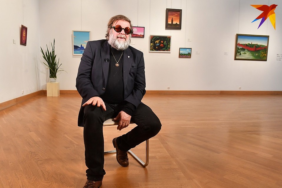 Выставка картин Гребенщикова называется «Тотемы Зимогоров» Фото: Виктор ДРАЧЕВ