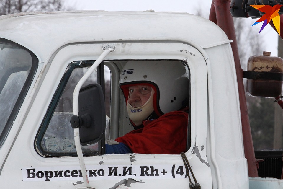 Старейший из российских автогонщиков Игорь Борисенко. Фото: Евгений БАРАНЦЕВ