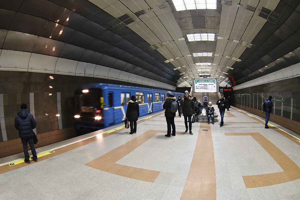 Станция метро «Березовая роща». Фото: Влад КОМЯКОВ