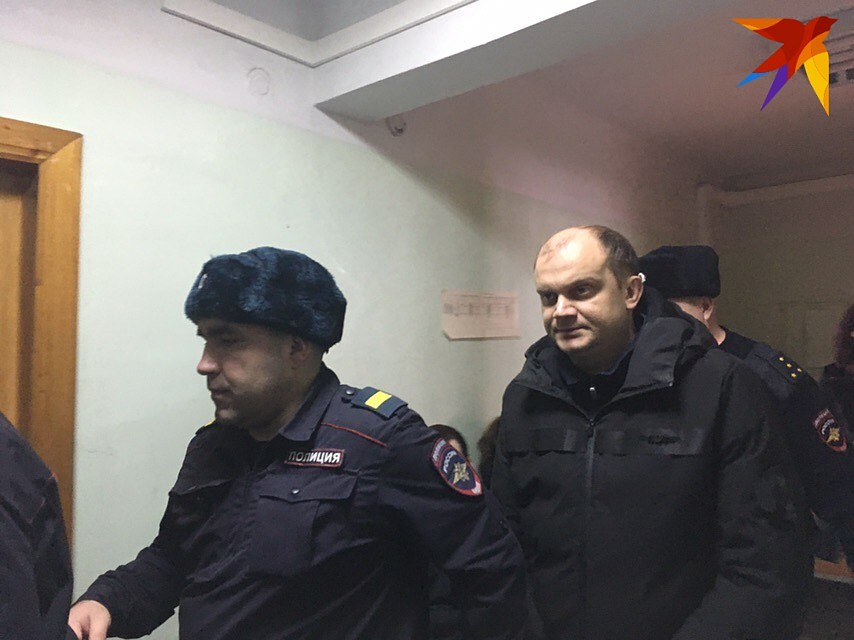 В зале суда Павел Яромчук просил отпустить его к детям Фото: Павел КРАЙНОВ