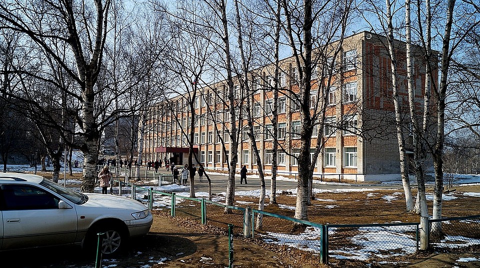 Образцовая школа, в которой произошёл туалетный скандал. Фото: Анна ПЛЕТНЕВА