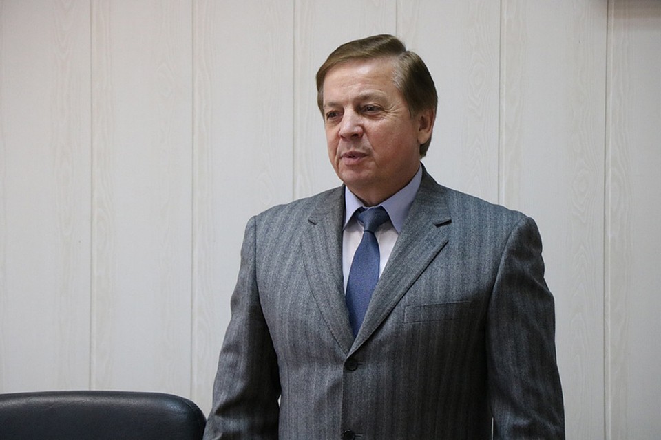 Замглавы города Валентин Вертипрахов заявил, что о полном отключении Интернета никто и не просит. Фото: администрация Миасса.