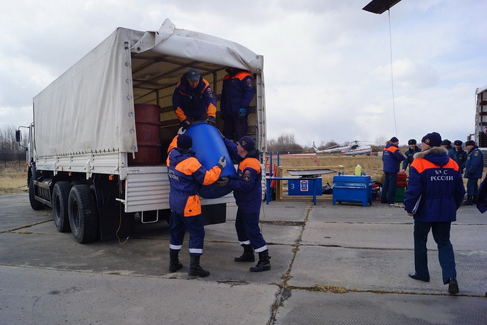 Десант хабаровский спасателей высадился на Бурее Фото: ГУ МЧС России по Хабаровскому краю