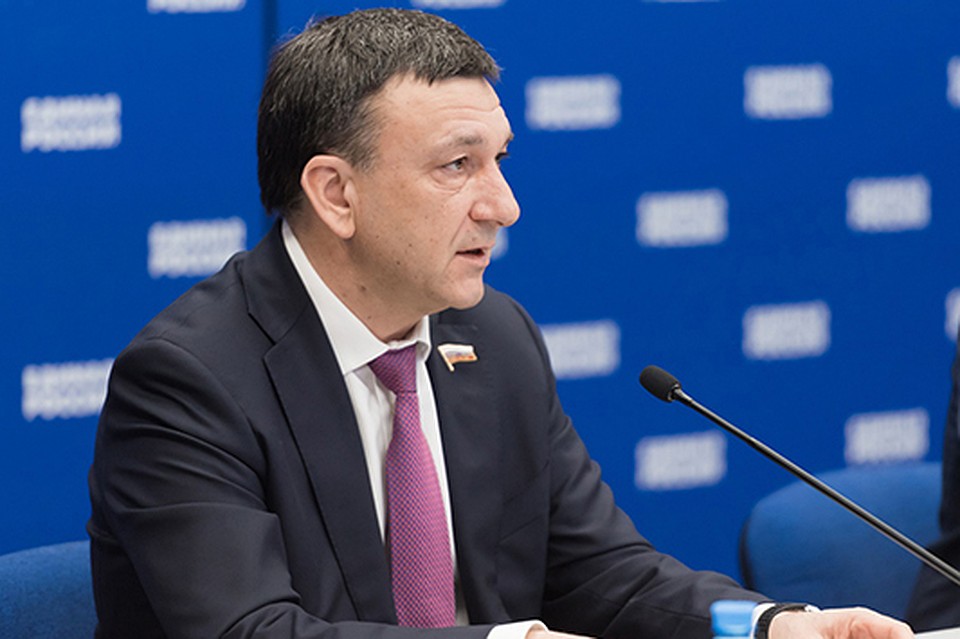 Заместитель председателя комитета Госдумы по транспорту и строительству Владимир Афонский. Фото фото: ER.RU