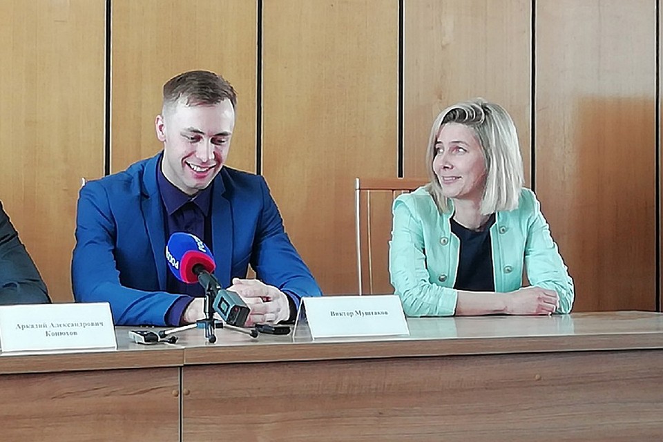 Елена Комаровская до сих пор не верит, что ее подопечный вырос в настоящего чемпиона Фото: Анна СЕМИНА