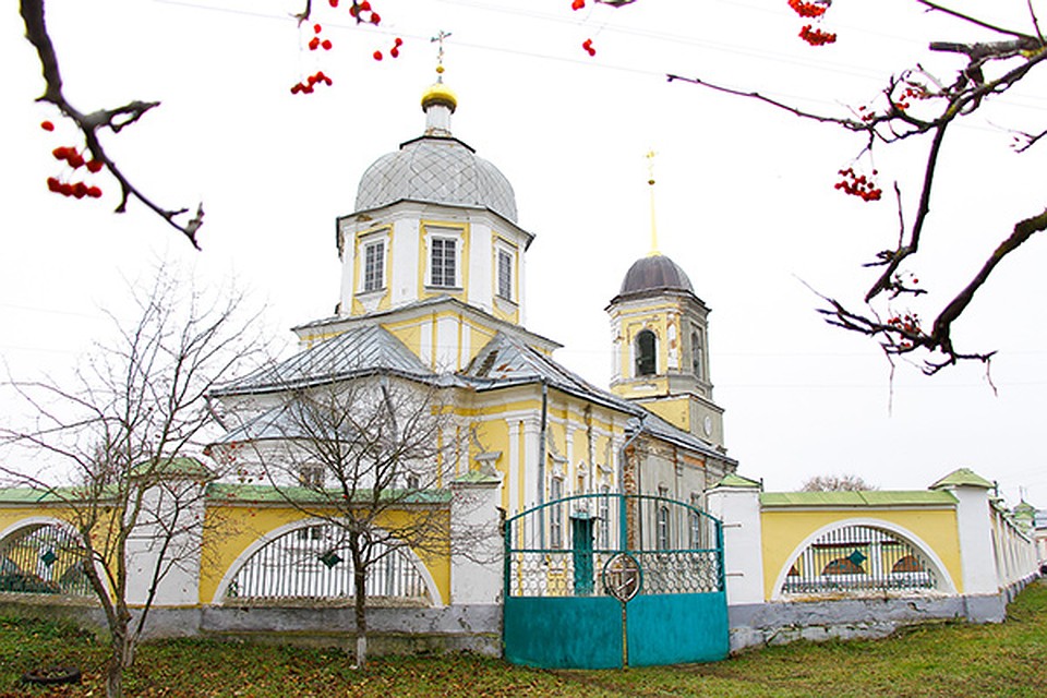 Храм Димитрия Солунского, Дмитровск. Фото orel-eparhia.ru