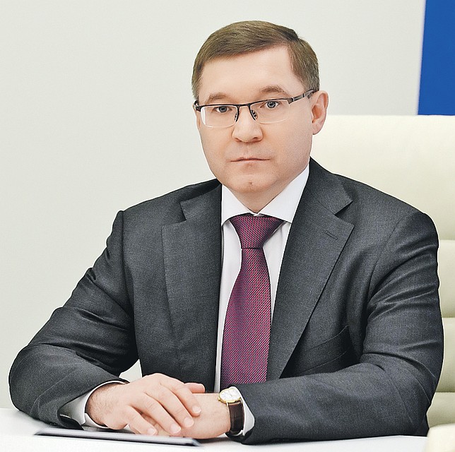 Владимир Якушев.