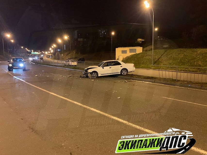 Авария произошла со стороны «Зеленого острова». Фото: dps_vl
