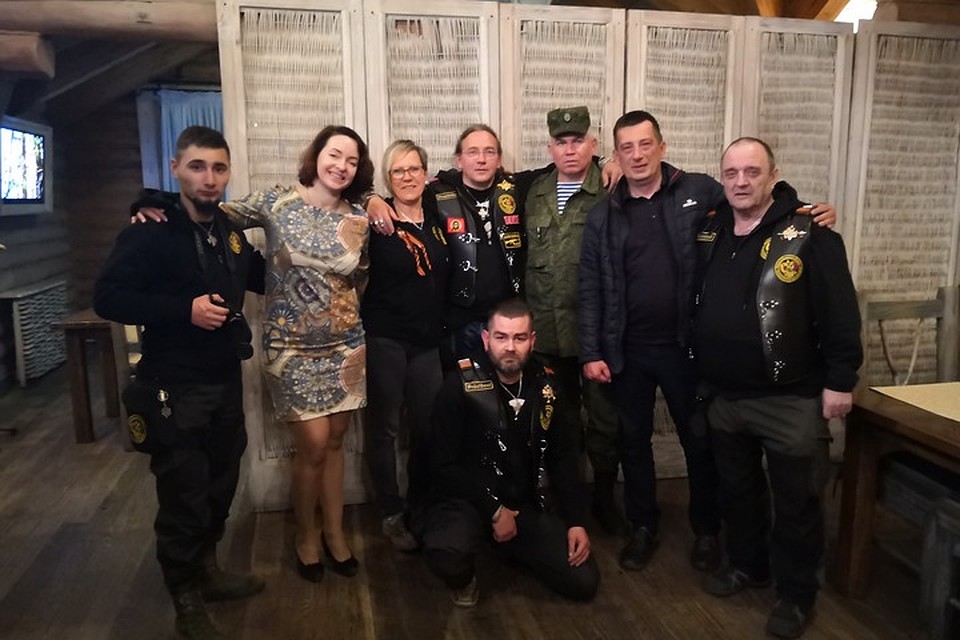 Эти ребята давно поддерживают дончан и осуждают проявления фашизма в Украине Фото: Юлия АНДРИЕНКО