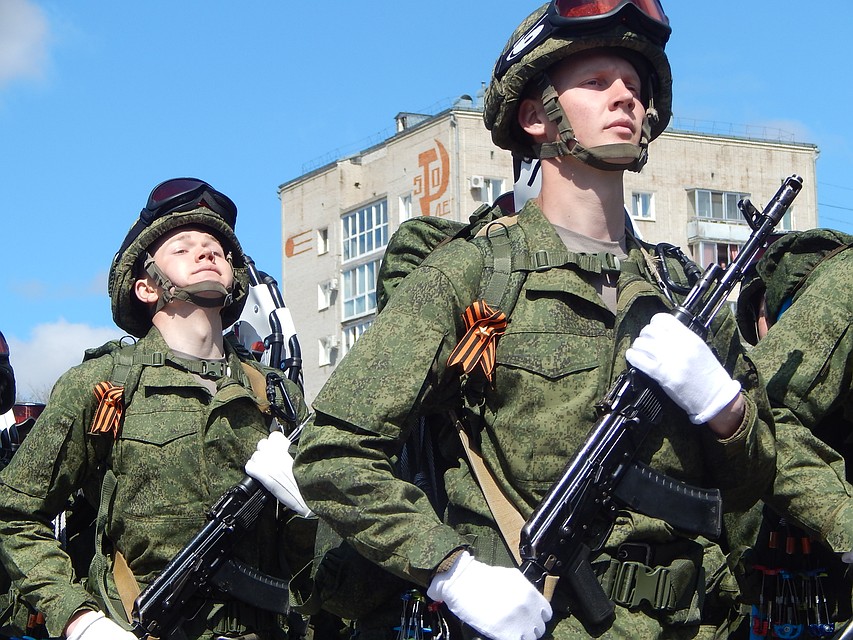 Амурские военнослужащие в современной военной экипировке. Фото: Юлия ГОМАН