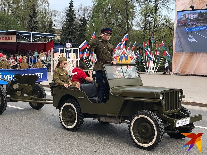 Торжественное шествие Фото: Алексей КОСЕНЧУК
