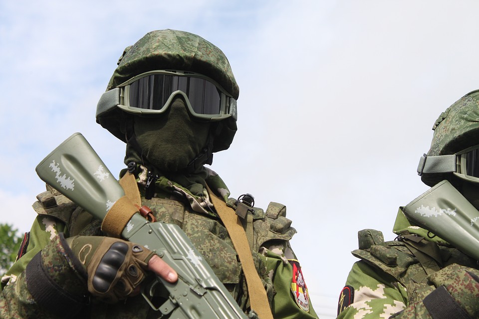 Парад Победы в Донецке 2019 – тысячи жителей Республики съехались на праздник с разных городов Фото: Никита МАКАРЕНКОВ, Павел ХАНАРИН
