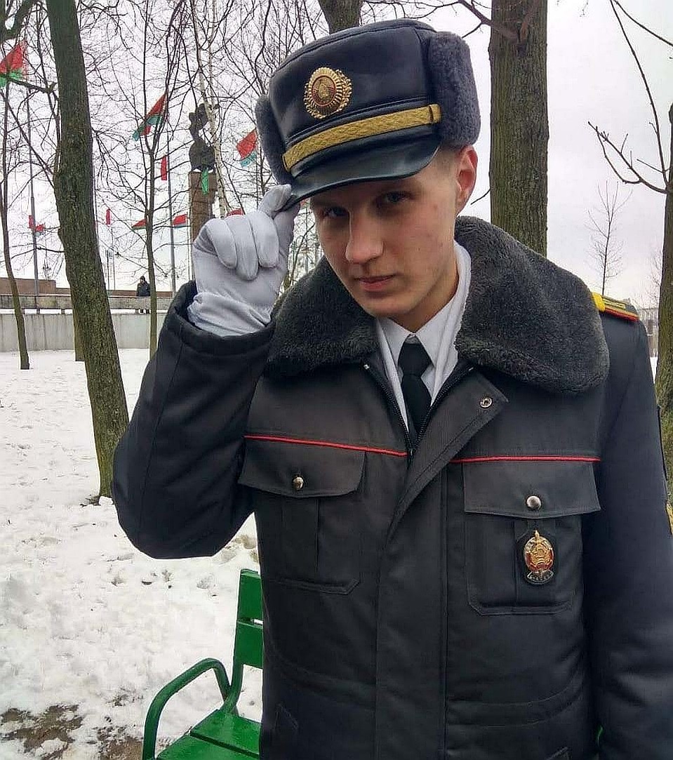 22-летнему Евгению нравилось служить в милиции. Фото: предоставлено kp.by друзьями Е.Потаповича