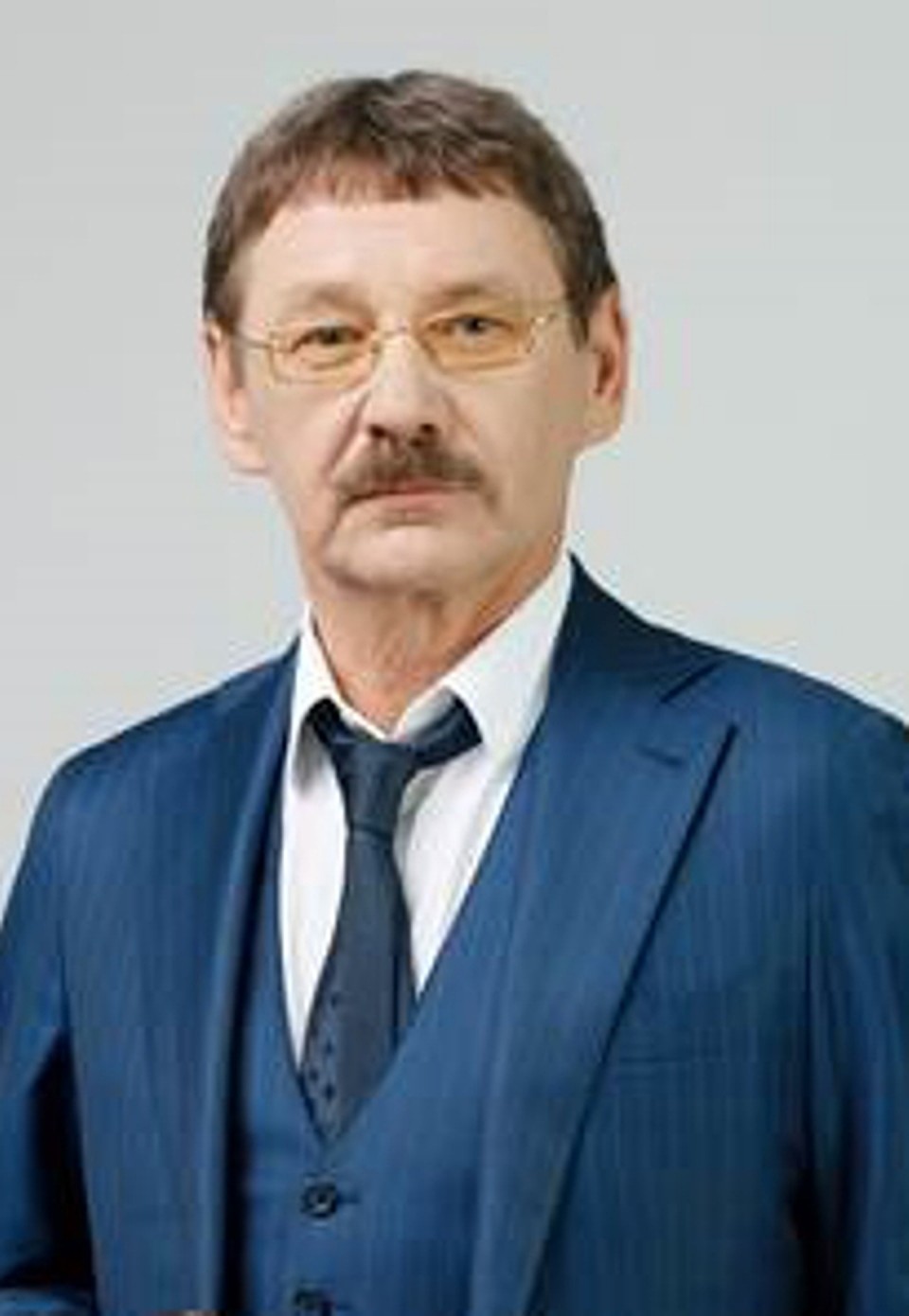 Евгений Барсов. Фото с сайта dumasurgut.ru