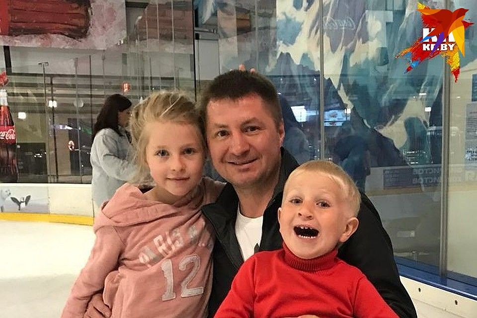 После второго развода Андрей не стал продавать дом, и дети приезжают к нему в любое время. Фото: личный архив.