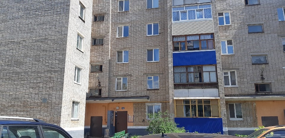 В доме, где Хайруллины раньше снимали квартиру, о семье отзываются как о скрытных и замкнутых людях Фото: Яна БАЗЕКИНА
