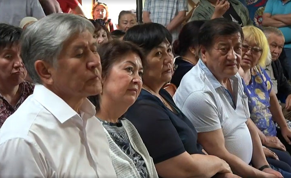 На встрече была и хозяйка дома, экс-первая леди. Фото: кадр с видео