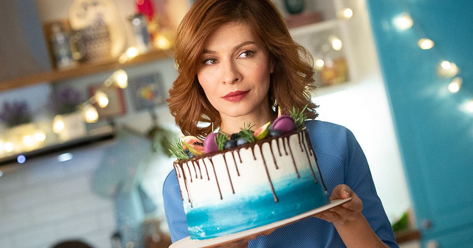 Главная героиня сериала «ИП Пирогова» — домохозяйка Вера, жизнь которой кардинально меняется после измены мужа. Фото: кадр из фильма