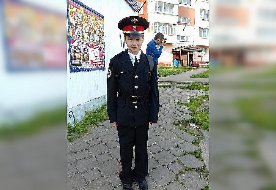 11-летний Максим готовился принять присягу. Фото из семейного архива.