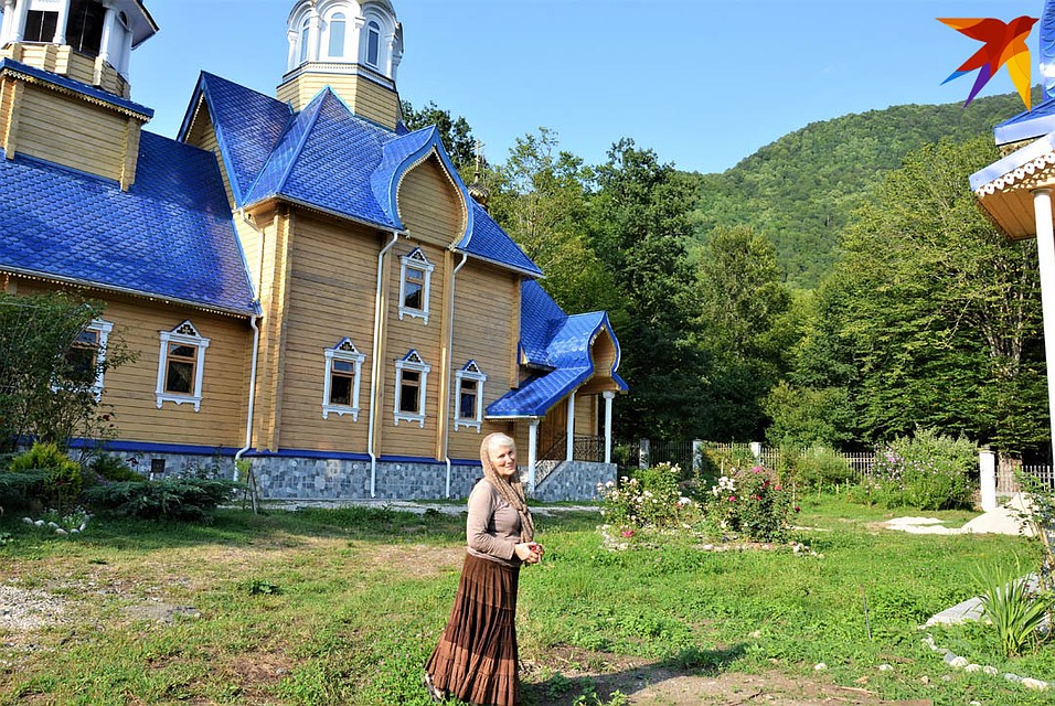 Наталья сама построила храм. Фото: Владимир ВОРСОБИН