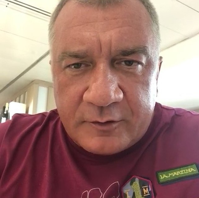 Депутат Владимир Петров уверен, что женщинам нужно снизить запросы Фото: СОЦСЕТИ