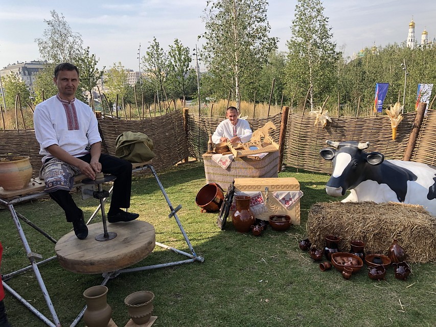 Все экспозиции находятся в парке «Зарядье» Фото: Мария ШЕСТЕРИКОВА