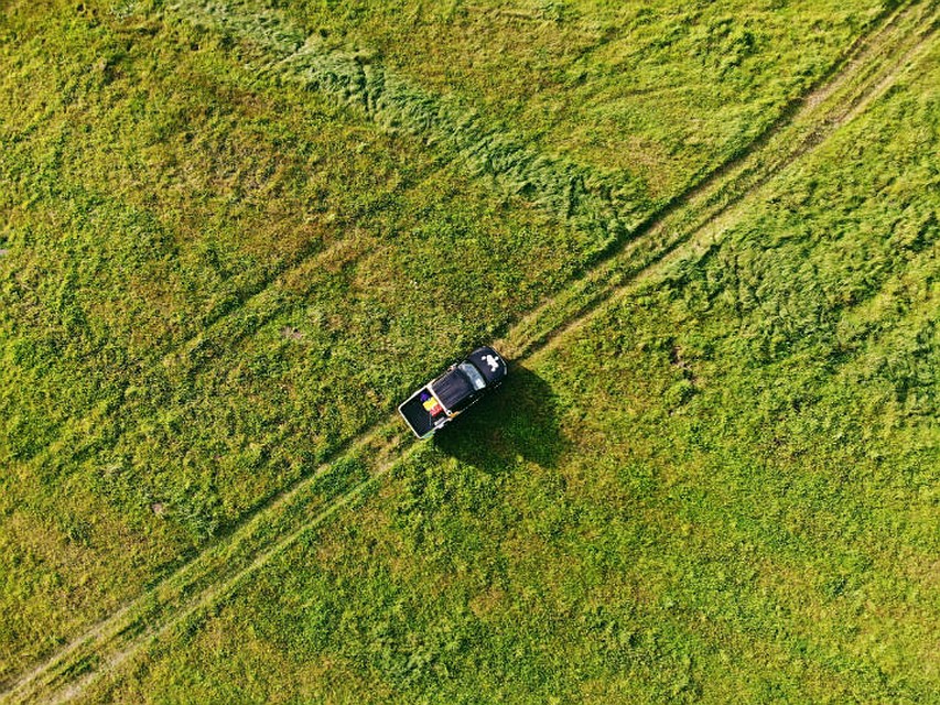 Найти родник бывает не так-то просто. Фото: Илья КРУШЕВСКИЙ