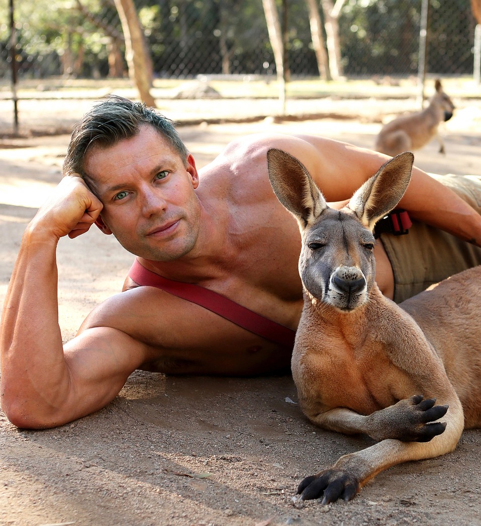 Полуобнаженные мужчины будоражат воображение. Фото: Australian Firefighters Calendar