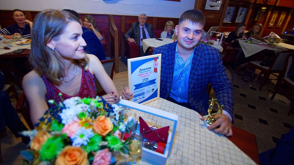 Лучший врач года с очаровательной спутницей. Фото: Роман Савин