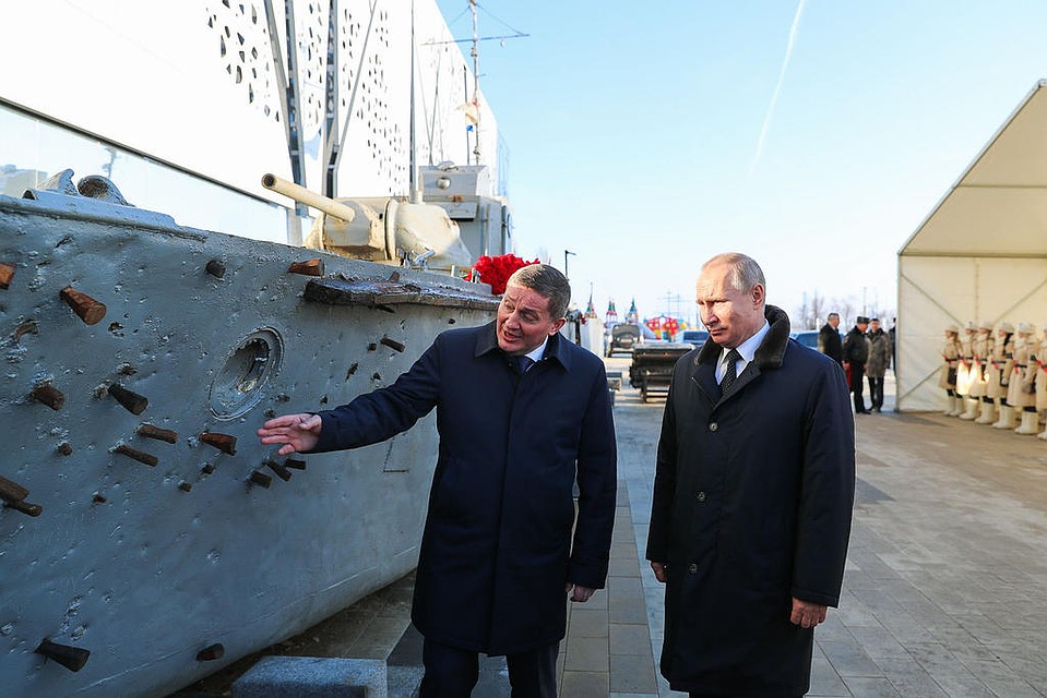 Андрея Бочарова прислал в Волгоградскую область Владимир Путин, с тех пор он дважды сам выиграл выборы. Фото: администрация Волгоградской области.