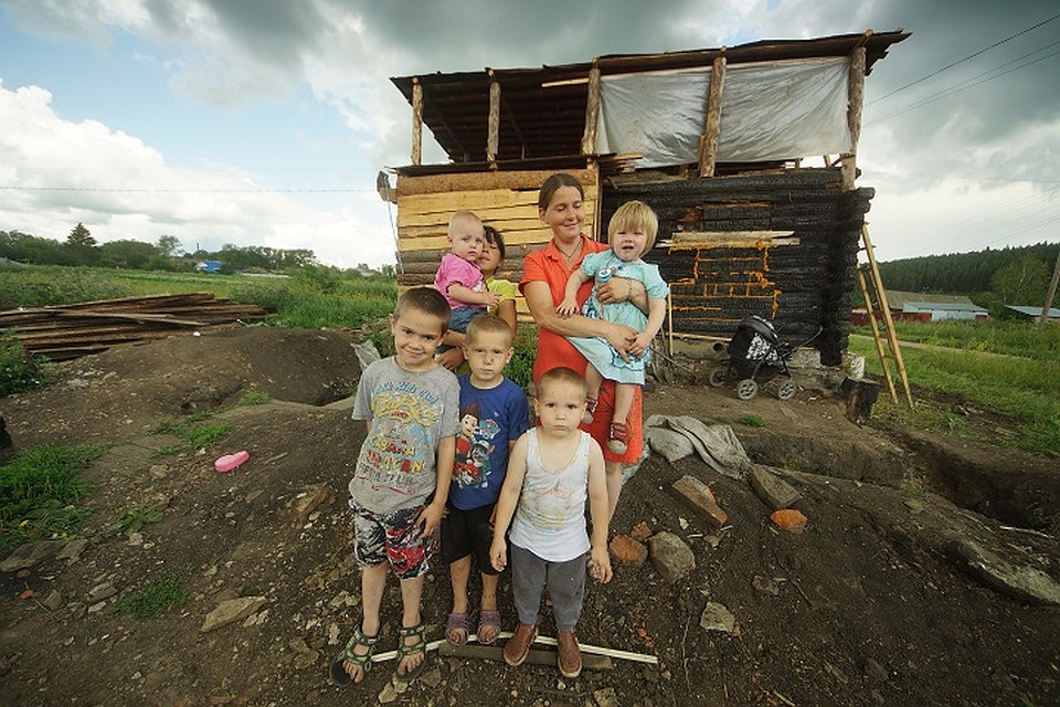 Аринущкины остались без крыши над головой весной 2019 года. Фото: Алексей БУЛАТОВ