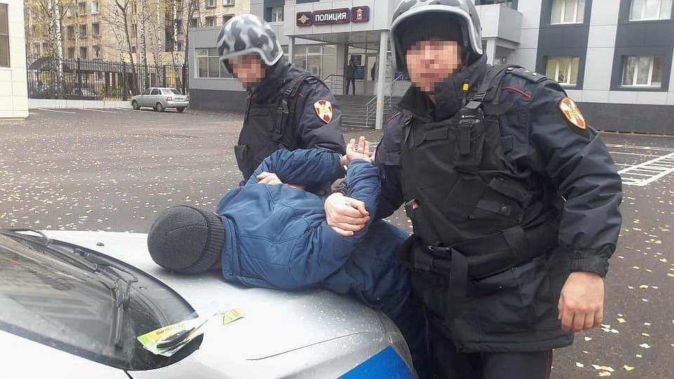 Росгвардейцы задержали ревнивца и изъяли у него нож Фото: Пресс-служба Управления ФСВНГ РФ по РТ