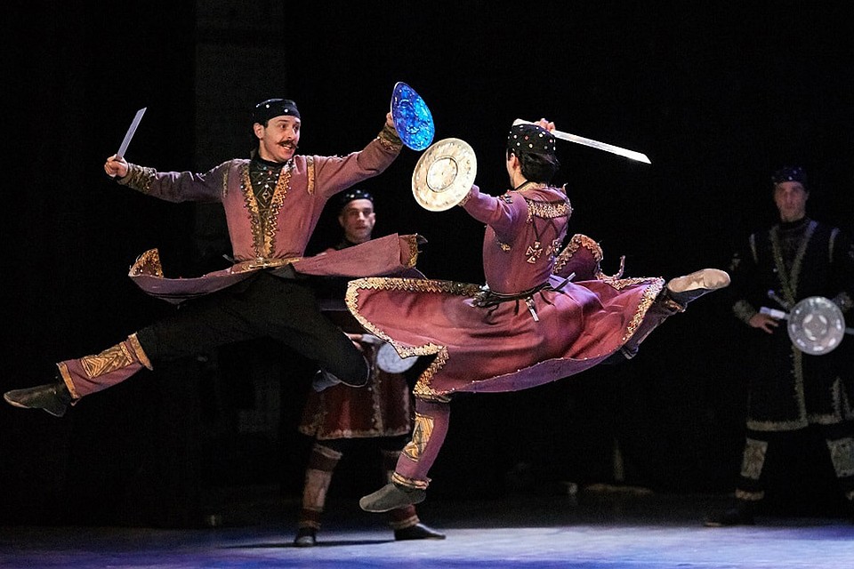 От сражения искры летели! Фото allstars.by