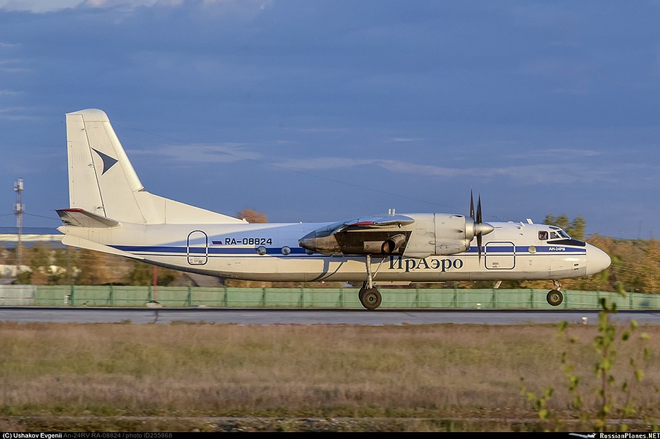 АН-24 компании ИрАэро. Фото: Евгений УШАКОВ // RussianPlanes.NET