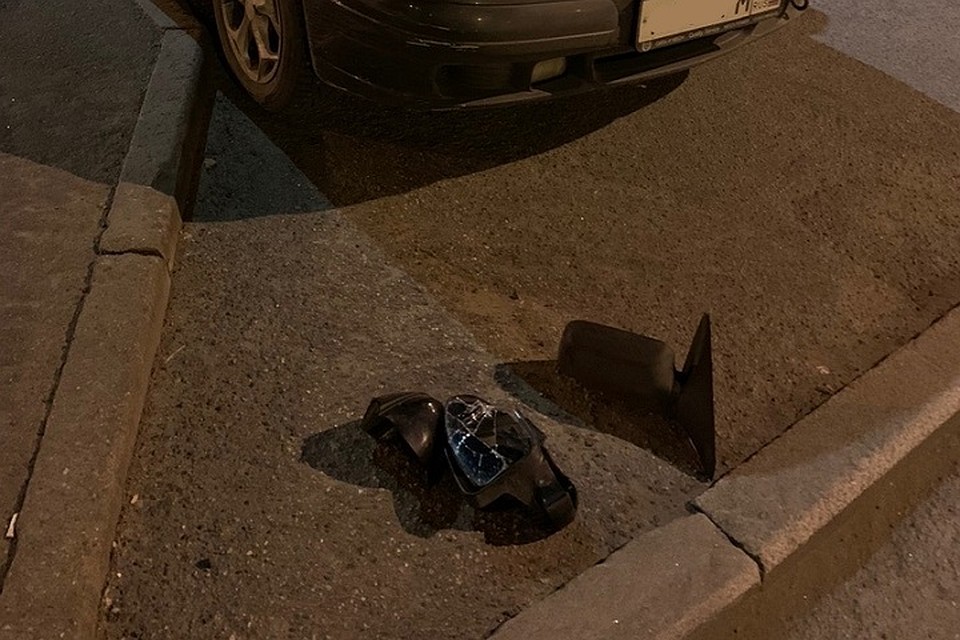 Владельцы пострадавших авто уже обратились с проблемой в полицию Фото: СОЦСЕТИ