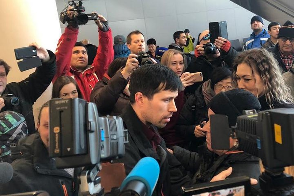 Денис Лисов, «похитивший» собственных детей из замещающей шведской семьи вернулся домой в Хабаровск Фото: Правительство Хабаровского края