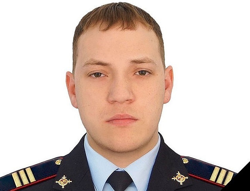 Имя Ильмира Ханова увековечили в здании полиции Сургута. Фото с сайта УМВД по ХМАО-Югре