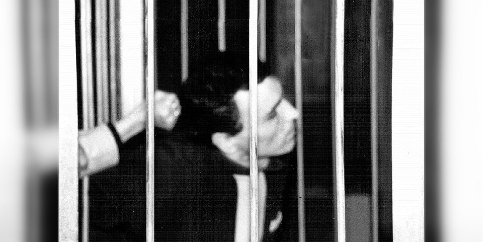 Родственница одной из жертв душегуба в девяностые прямо на суде хотела оторвать ему голову ФОТО: ТЛТгород