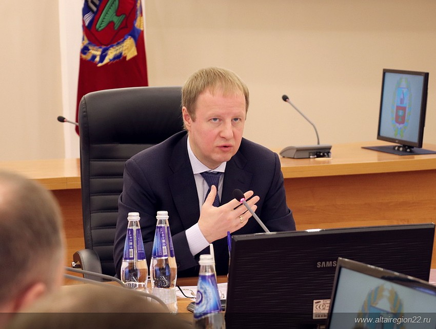 Губернатор Виктор Томенко подвел итоги 2019 года по финансированию региональной медицины. Фото предоставлено пресс-службой правительства Алтайского края.