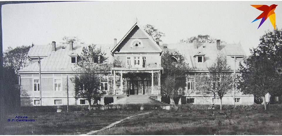 Усадебный дом в Грушевке на фото 1916 года.